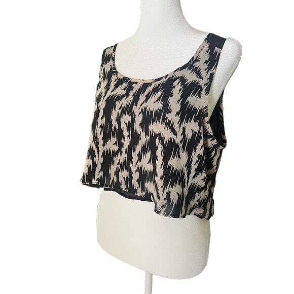 Silence and Noise Tops - Silence and Noise Tank Top Crop Top Sz M
